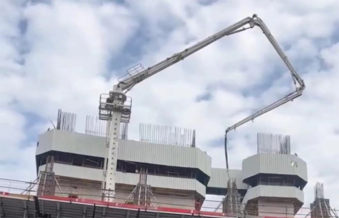 內爬布料機 內爬布料機